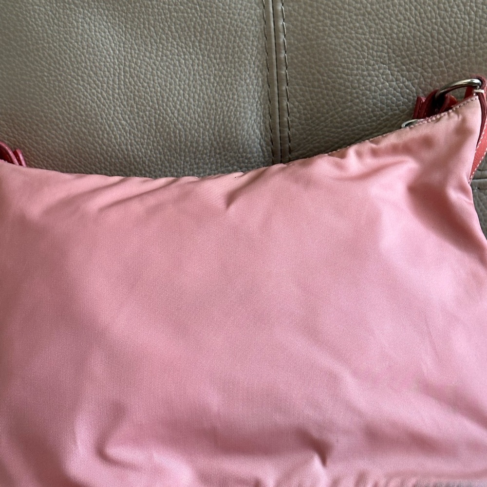 Vintage 100% authentic Prada nylon hobo bag. In good condition - Picture 3 of 9